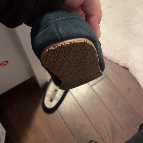 Landsend Women’s loungewear slippers - Picture 6 of 6